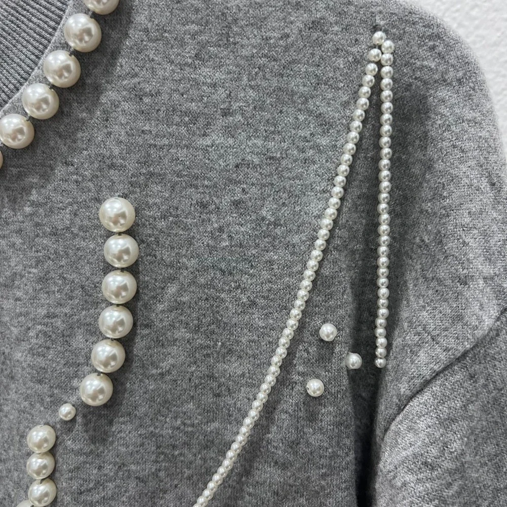 Carbon38 Pearl Sweatshirt Women's‎ XS Embellished Beaded Gray Statement Piece